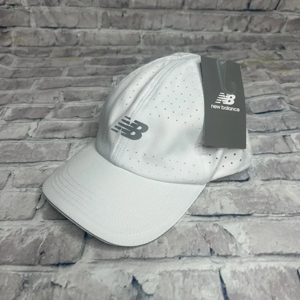 NWT New Balance Men's 6 Panel Pro Run Hat One Size (WHITE) (LAH41002)